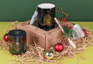 Διάφορα προϊόντα The Bees σε χριστουγεννιάτικη διάθεση